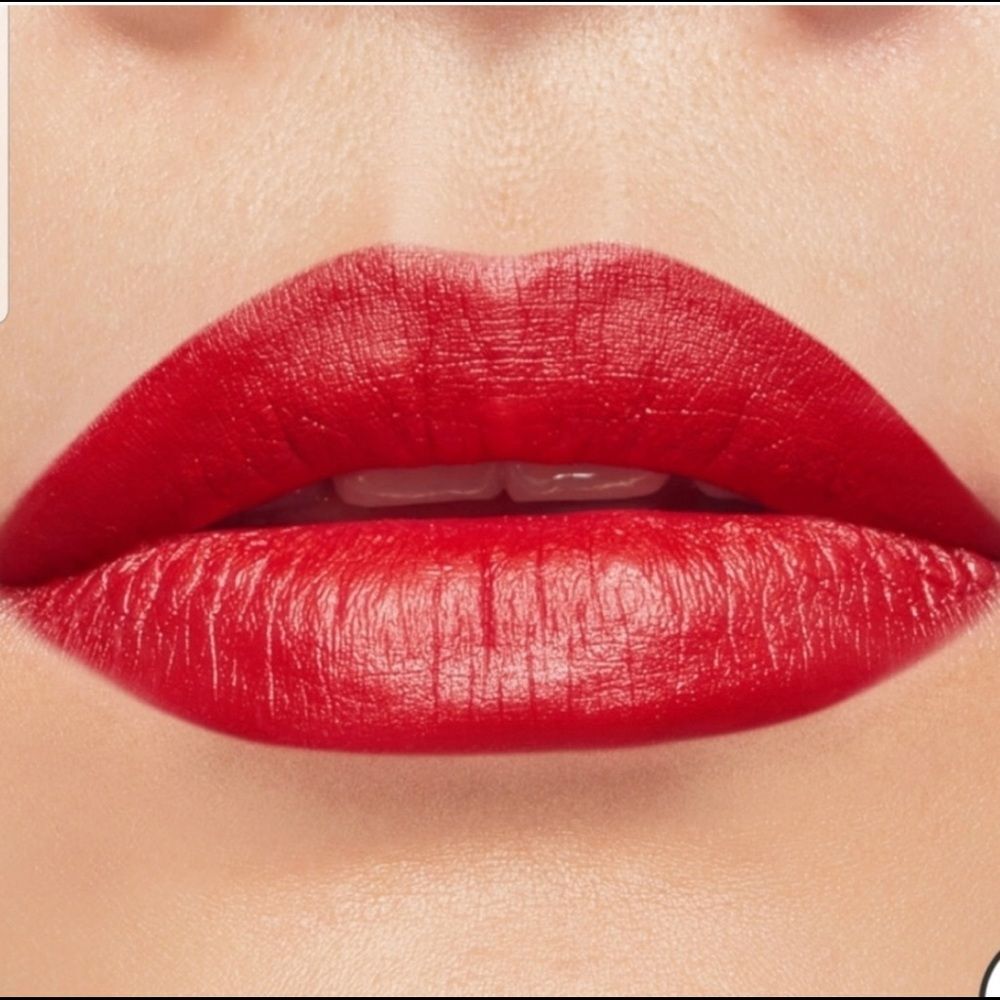 Illamasqua Antimatter Lipstick in Midnight